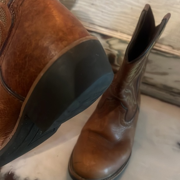Ariat Boots 🥾 U.S. 4 - Picture 8 of 13